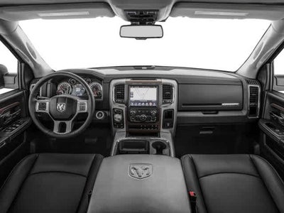 2017 RAM 1500 Laramie Crew Cab 4x4 5'7' Box