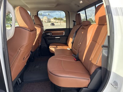 2017 RAM 1500 Longhorn Crew Cab 4x4 5'7' Box