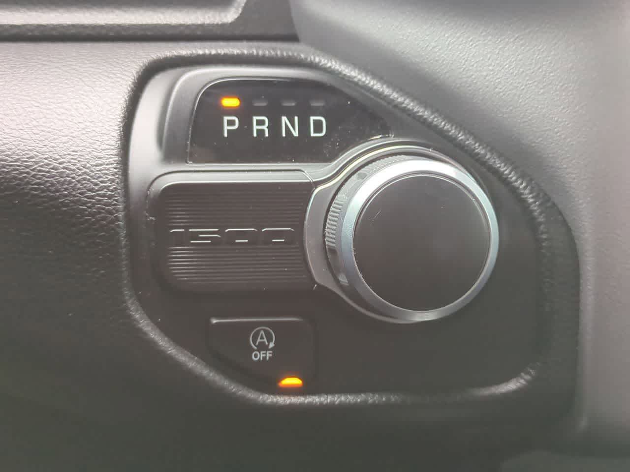 2024 RAM 1500 Big Horn Quad Cab 4x2 6'4' Box