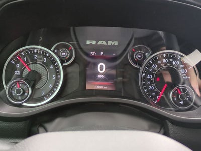 2024 RAM 1500 Big Horn Quad Cab 4x2 6'4' Box