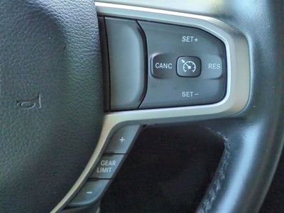 2023 RAM 1500 Big Horn Crew Cab 4x2 5'7' Box