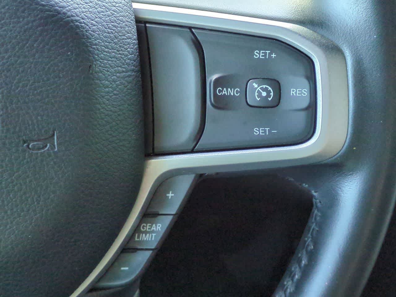 2023 RAM 1500 Big Horn Crew Cab 4x2 5'7' Box