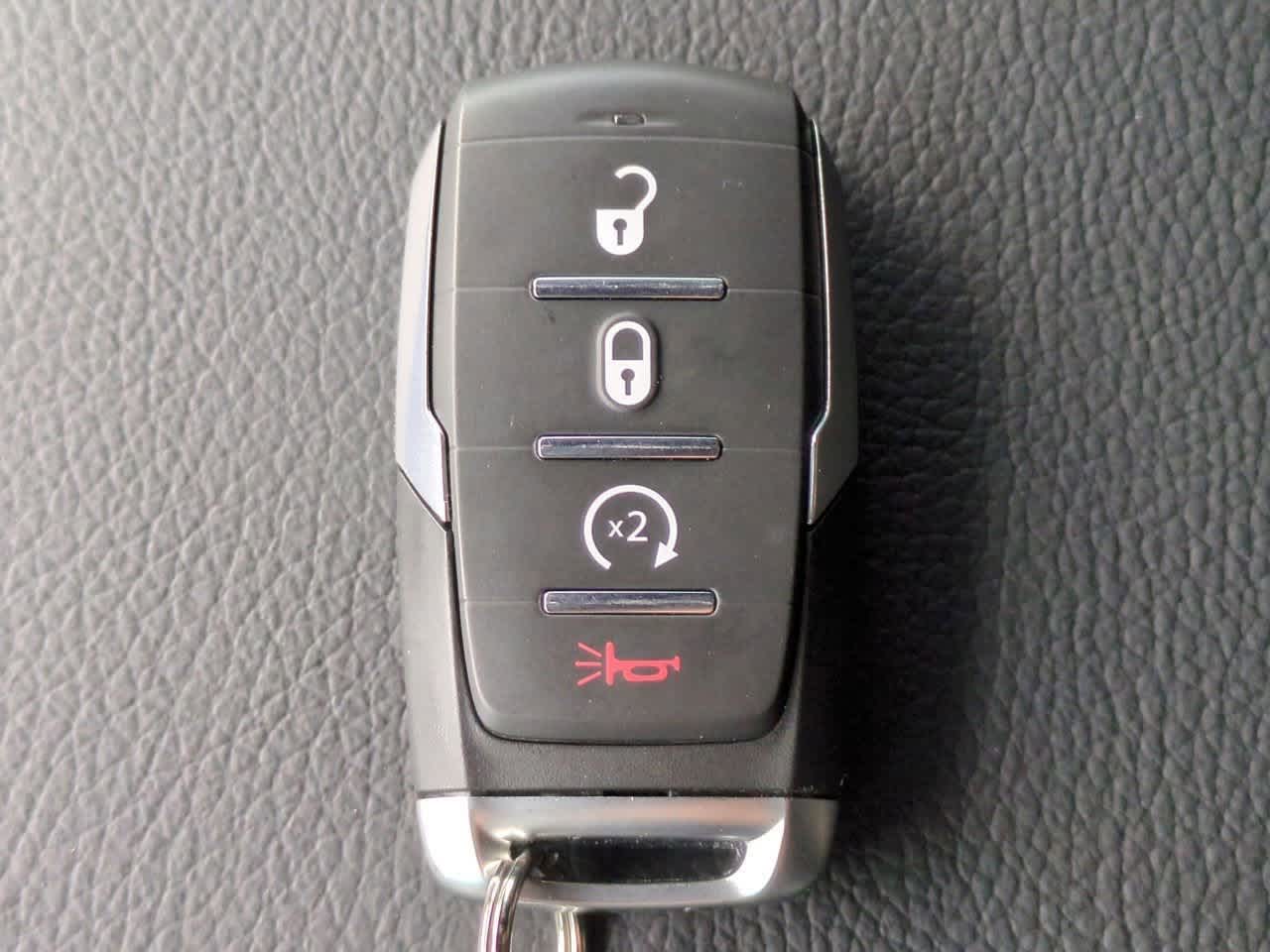 2026 RAM Ram 1500 RAM 1500 EXPRESS CREW CAB 4X2 5'7' BOX