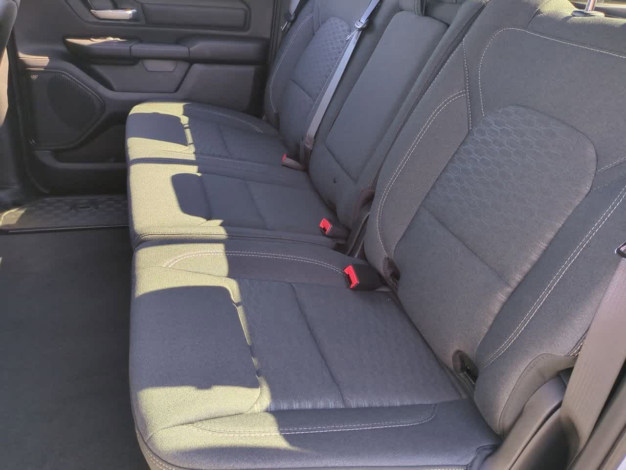 2026 RAM Ram 1500 RAM 1500 EXPRESS CREW CAB 4X2 5'7' BOX