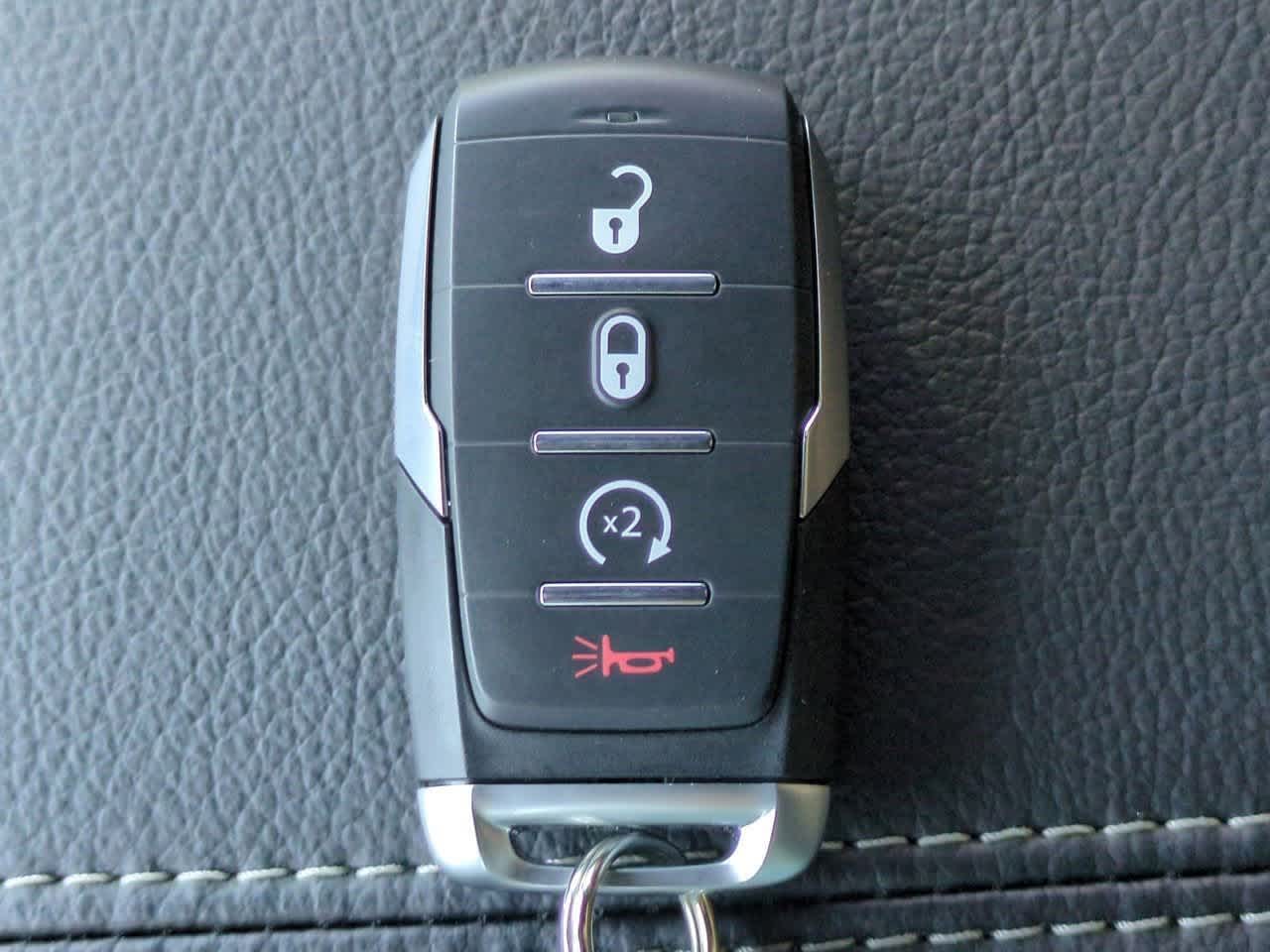 2026 RAM Ram 1500 RAM 1500 EXPRESS CREW CAB 4X2 5'7' BOX