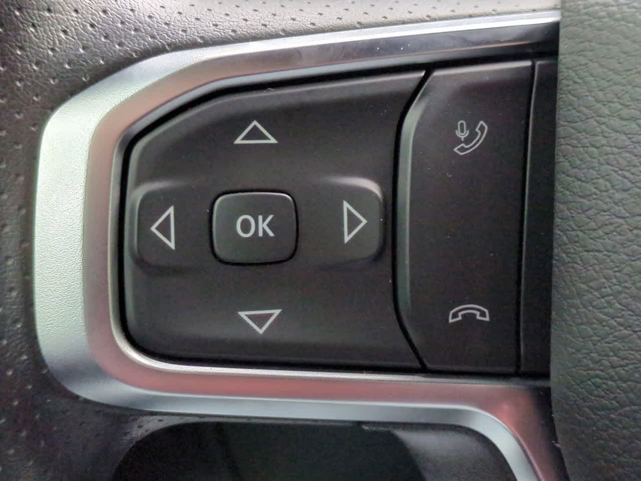 2026 RAM Ram 1500 RAM 1500 EXPRESS CREW CAB 4X2 5'7' BOX