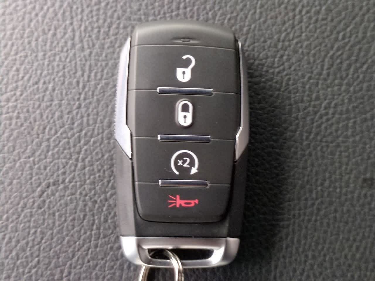 2026 RAM Ram 1500 RAM 1500 EXPRESS CREW CAB 4X2 5'7' BOX