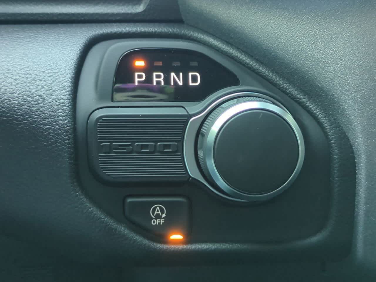 2026 RAM Ram 1500 RAM 1500 EXPRESS CREW CAB 4X2 5'7' BOX