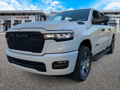 2026 RAM Ram 1500 RAM 1500 EXPRESS CREW CAB 4X2 5'7' BOX