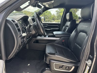 2024 RAM 1500 Laramie Crew Cab 4x2 5'7' Box