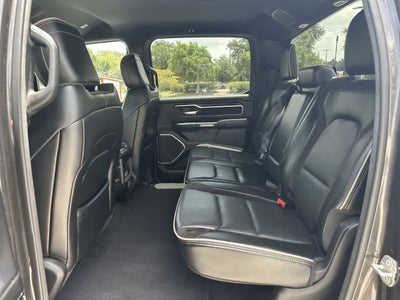 2024 RAM 1500 Laramie Crew Cab 4x2 5'7' Box