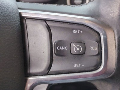 2019 RAM 1500 Laramie Crew Cab 4x2 5'7' Box