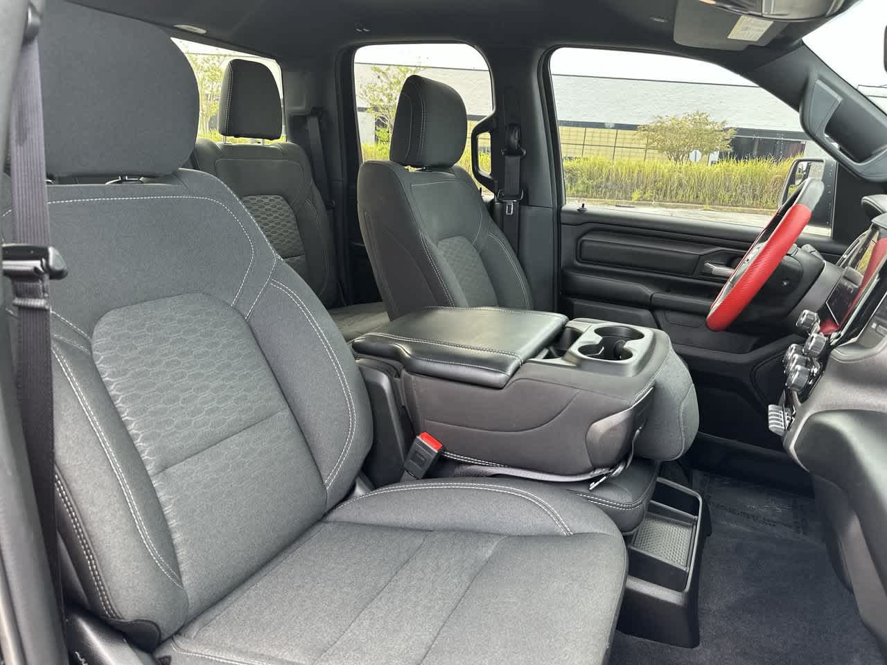 2025 RAM 1500 Tradesman Quad Cab 4x4 6'4' Box