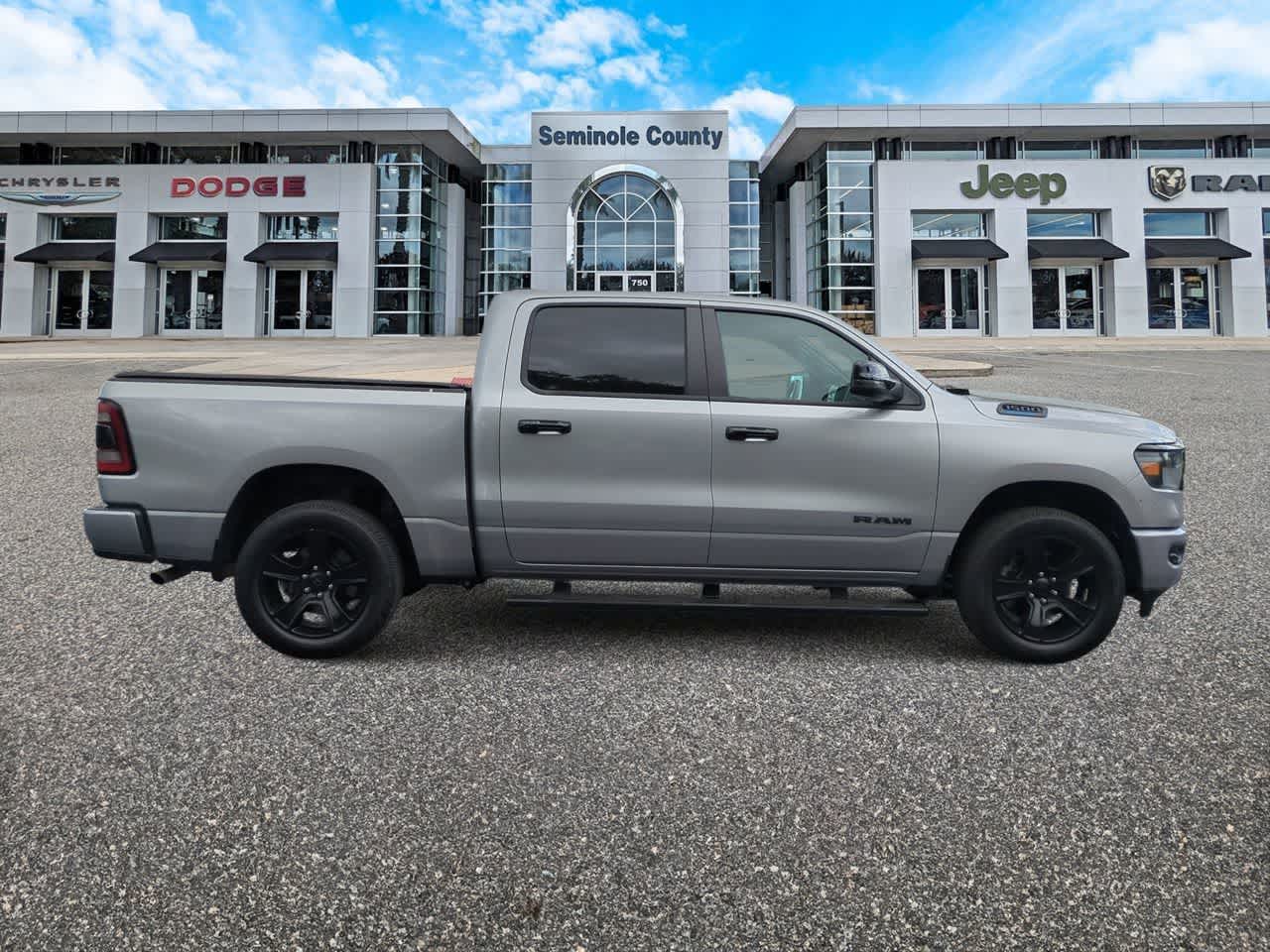 2023 RAM 1500 Big Horn Crew Cab 4x4 5'7' Box