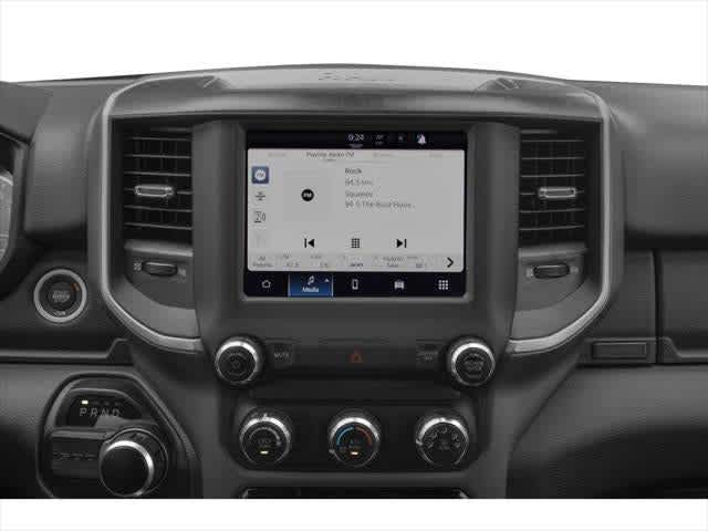 2022 RAM 1500 Big Horn Crew Cab 4x4 5'7' Box