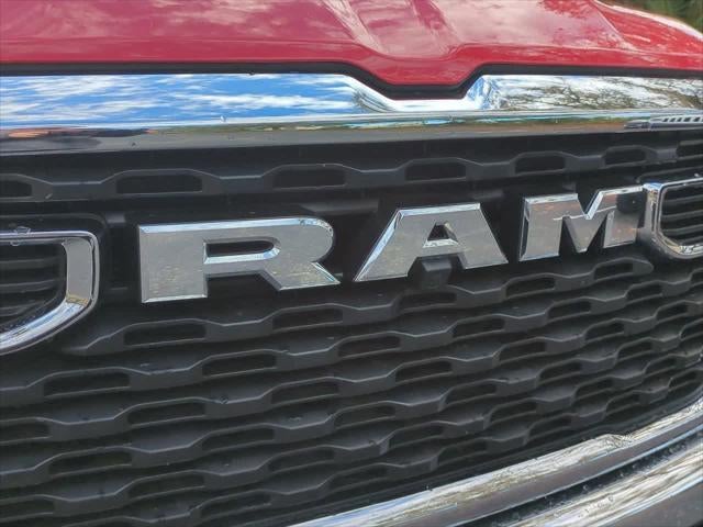2025 RAM 1500 Big Horn Crew Cab 4x4 5'7' Box