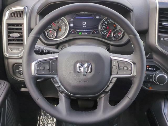 2025 RAM 1500 Big Horn Crew Cab 4x4 5'7' Box