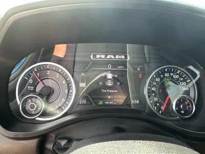 2025 RAM 1500 Big Horn Crew Cab 4x4 5'7' Box