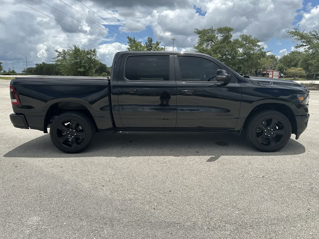 2023 RAM 1500 Big Horn Crew Cab 4x4 5'7' Box