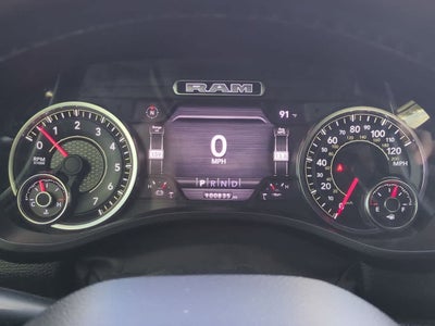 2021 RAM 1500 Big Horn Crew Cab 4x4 5'7' Box