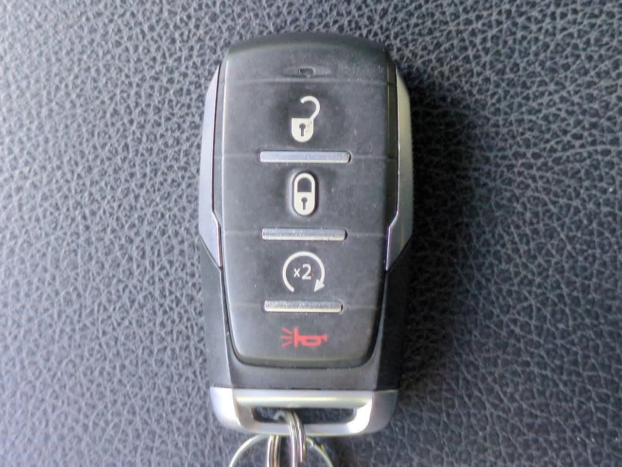 2021 RAM 1500 Big Horn Crew Cab 4x4 5'7' Box