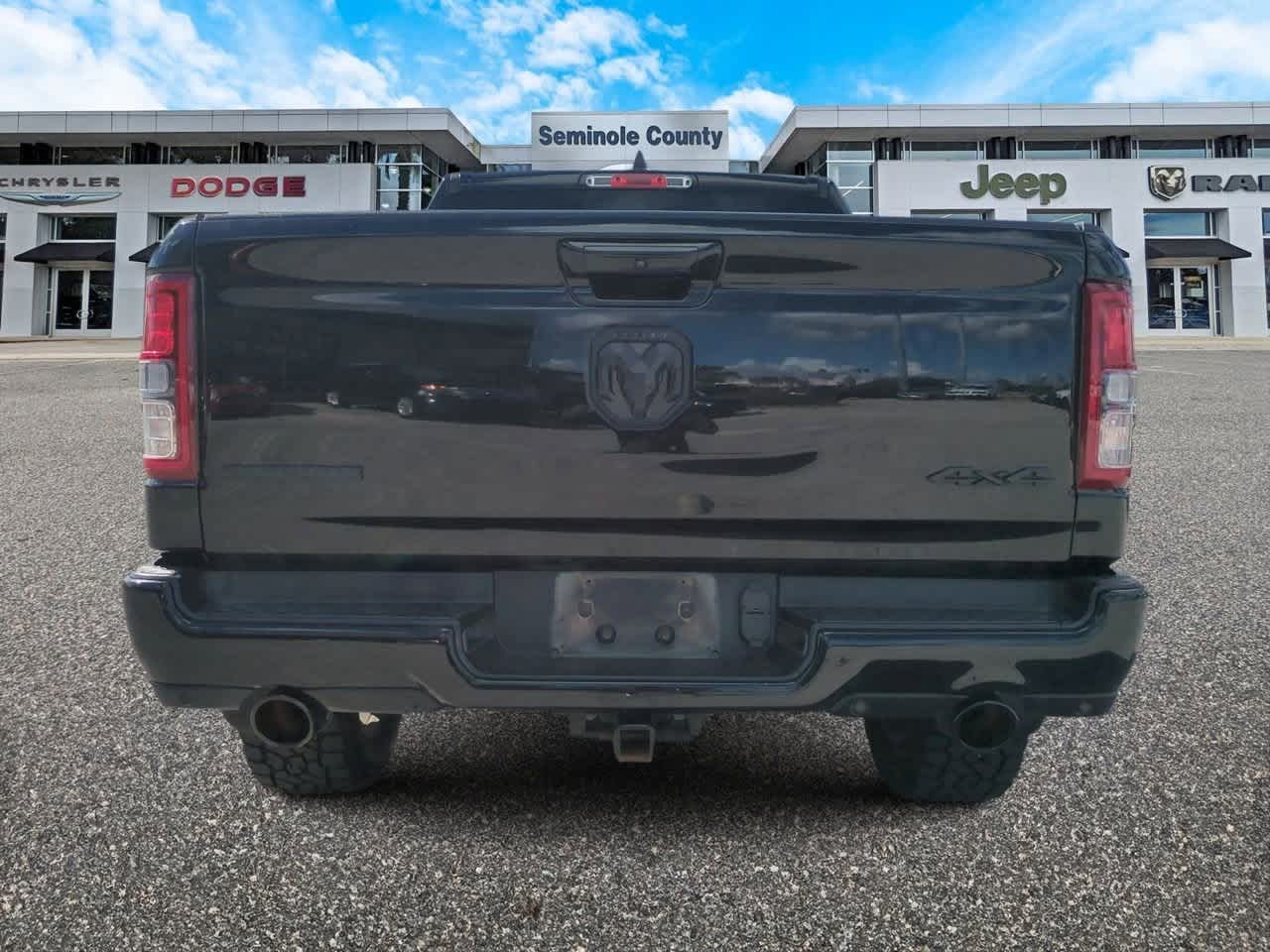 2021 RAM 1500 Big Horn Crew Cab 4x4 5'7' Box