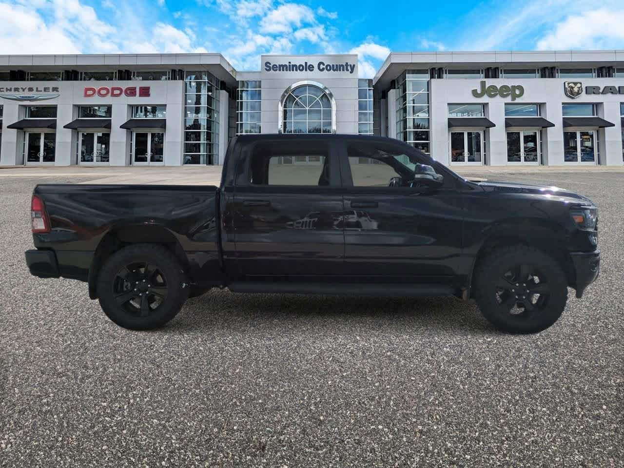 2021 RAM 1500 Big Horn Crew Cab 4x4 5'7' Box