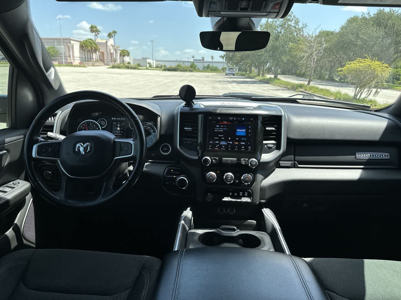 2022 RAM 1500 Big Horn Crew Cab 4x4 5'7' Box
