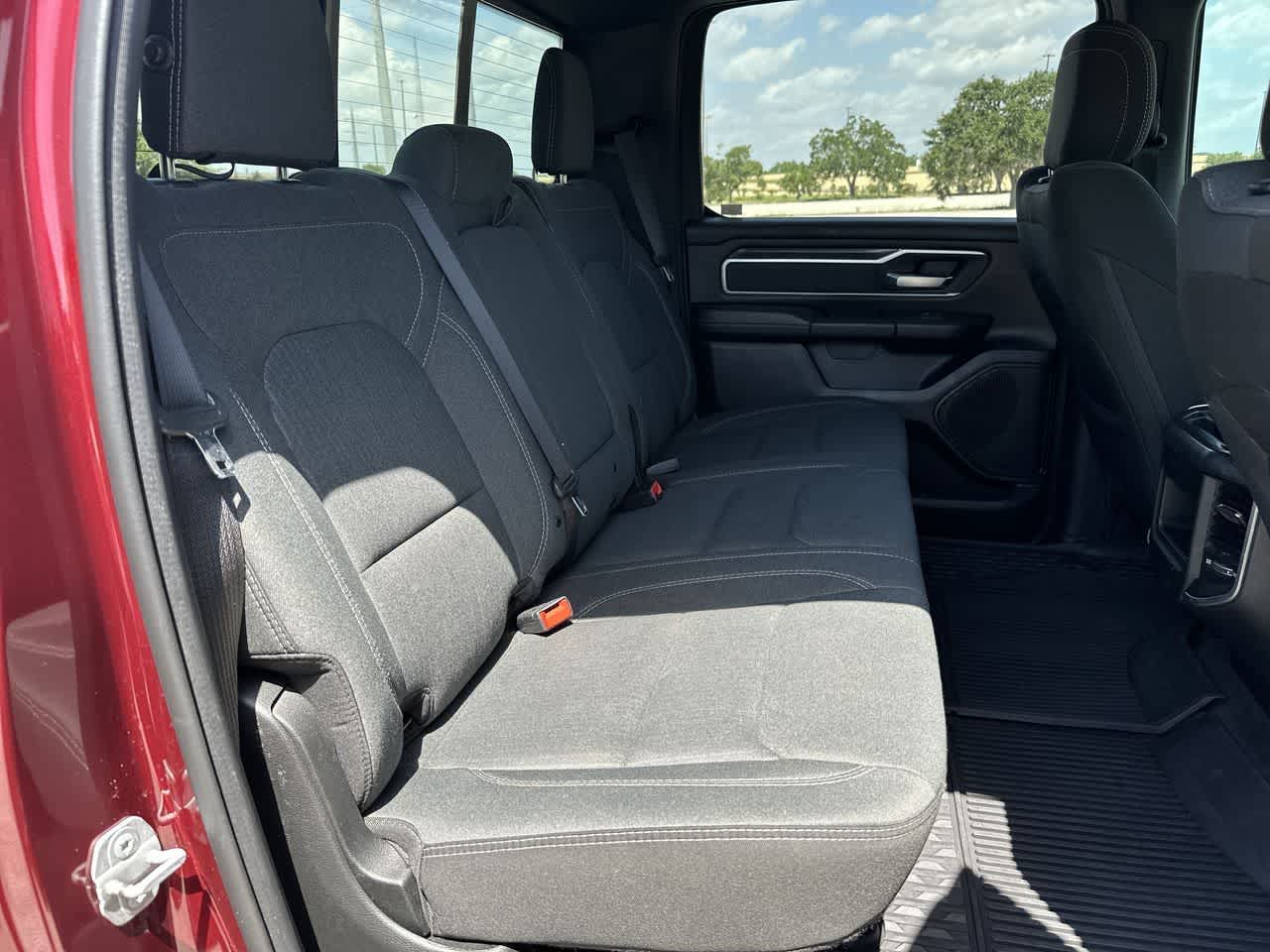 2022 RAM 1500 Big Horn Crew Cab 4x4 5'7' Box