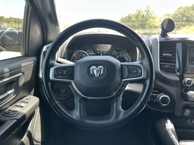 2022 RAM 1500 Big Horn Crew Cab 4x4 5'7' Box