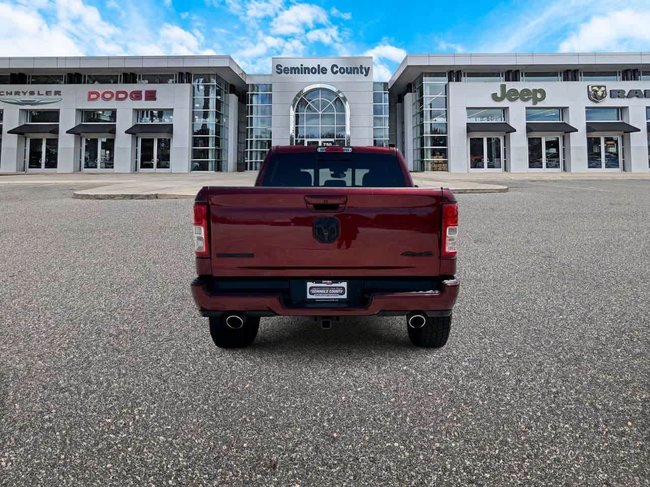 2022 RAM 1500 Big Horn Crew Cab 4x4 5'7' Box