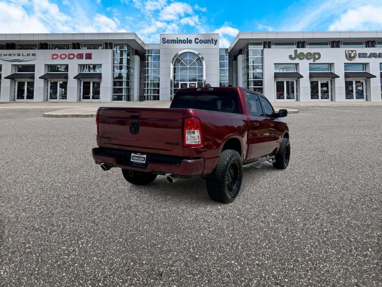 2022 RAM 1500 Big Horn Crew Cab 4x4 5'7' Box