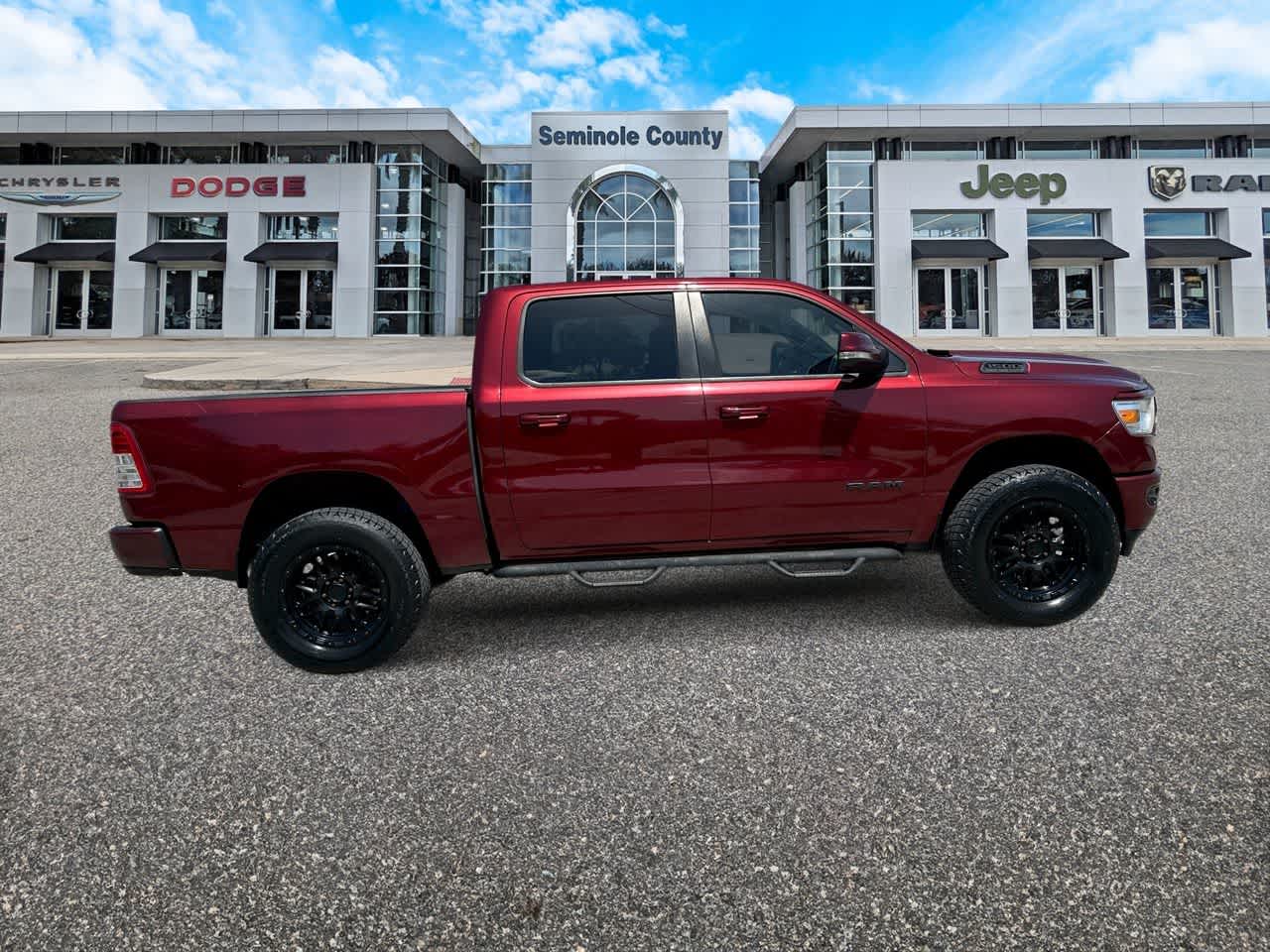 2022 RAM 1500 Big Horn Crew Cab 4x4 5'7' Box