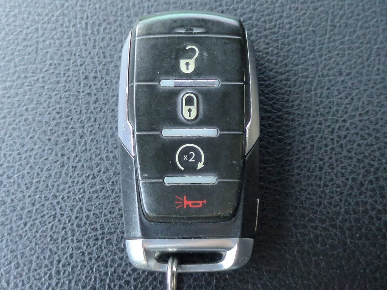 2022 RAM 1500 Big Horn Crew Cab 4x4 5'7' Box