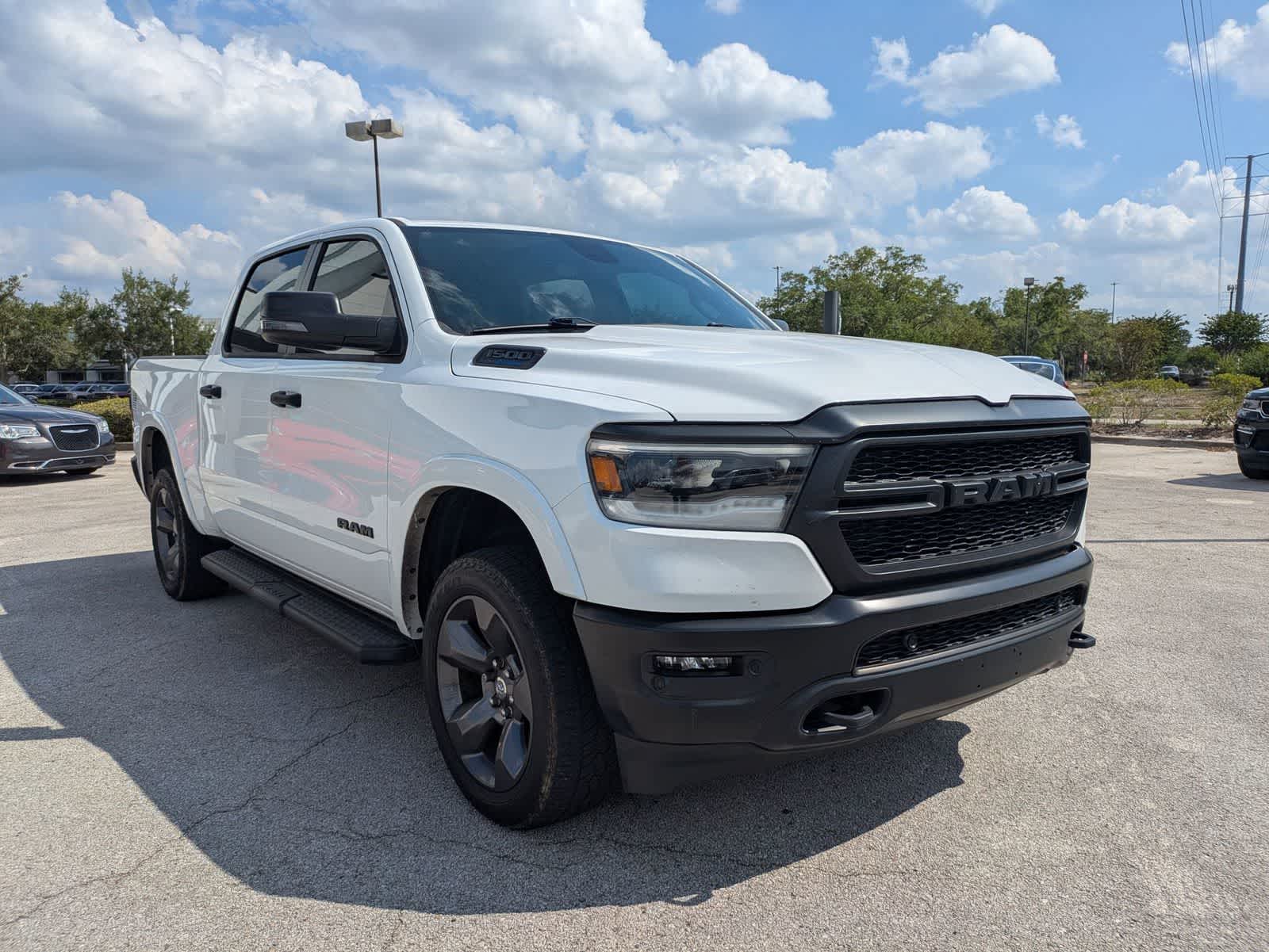 2023 RAM 1500 Big Horn Crew Cab 4x4 5'7' Box