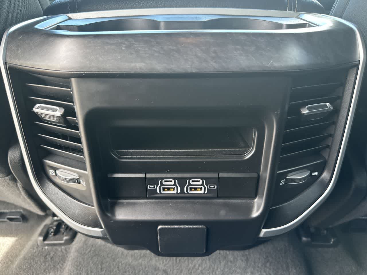 2023 RAM 1500 Big Horn Crew Cab 4x4 5'7' Box