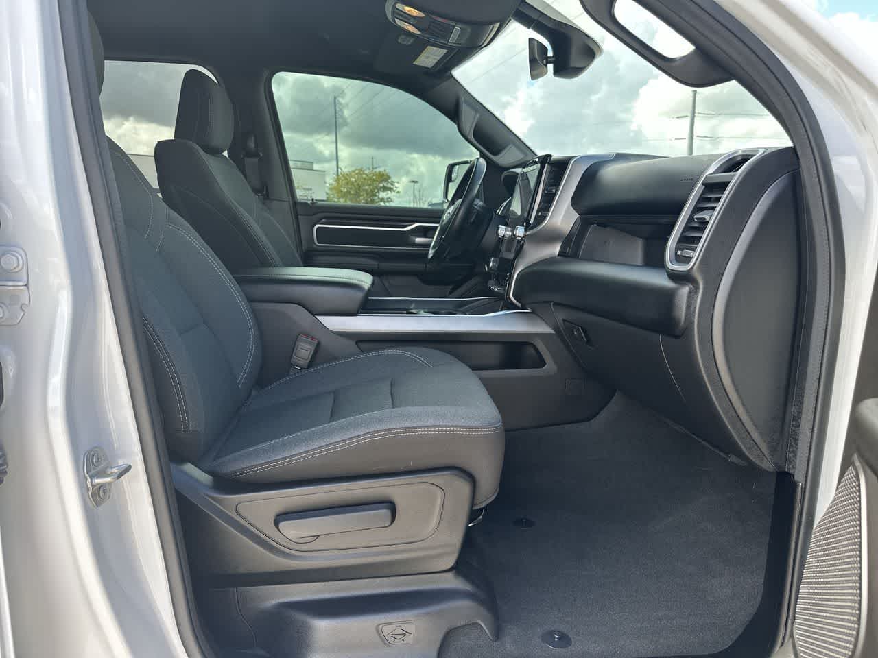 2023 RAM 1500 Big Horn Crew Cab 4x4 5'7' Box