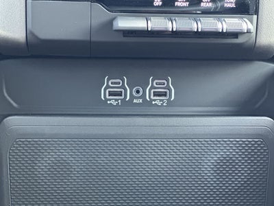 2026 RAM 1500 RAM 1500 EXPRESS CREW CAB 4X4 5'7' BOX
