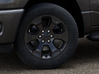 2027 RAM Ram 1500 RAM 1500 EXPRESS CREW CAB 4X4 5'7' BOX