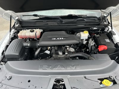 2020 RAM 1500 Limited Crew Cab 4x4 5'7' Box