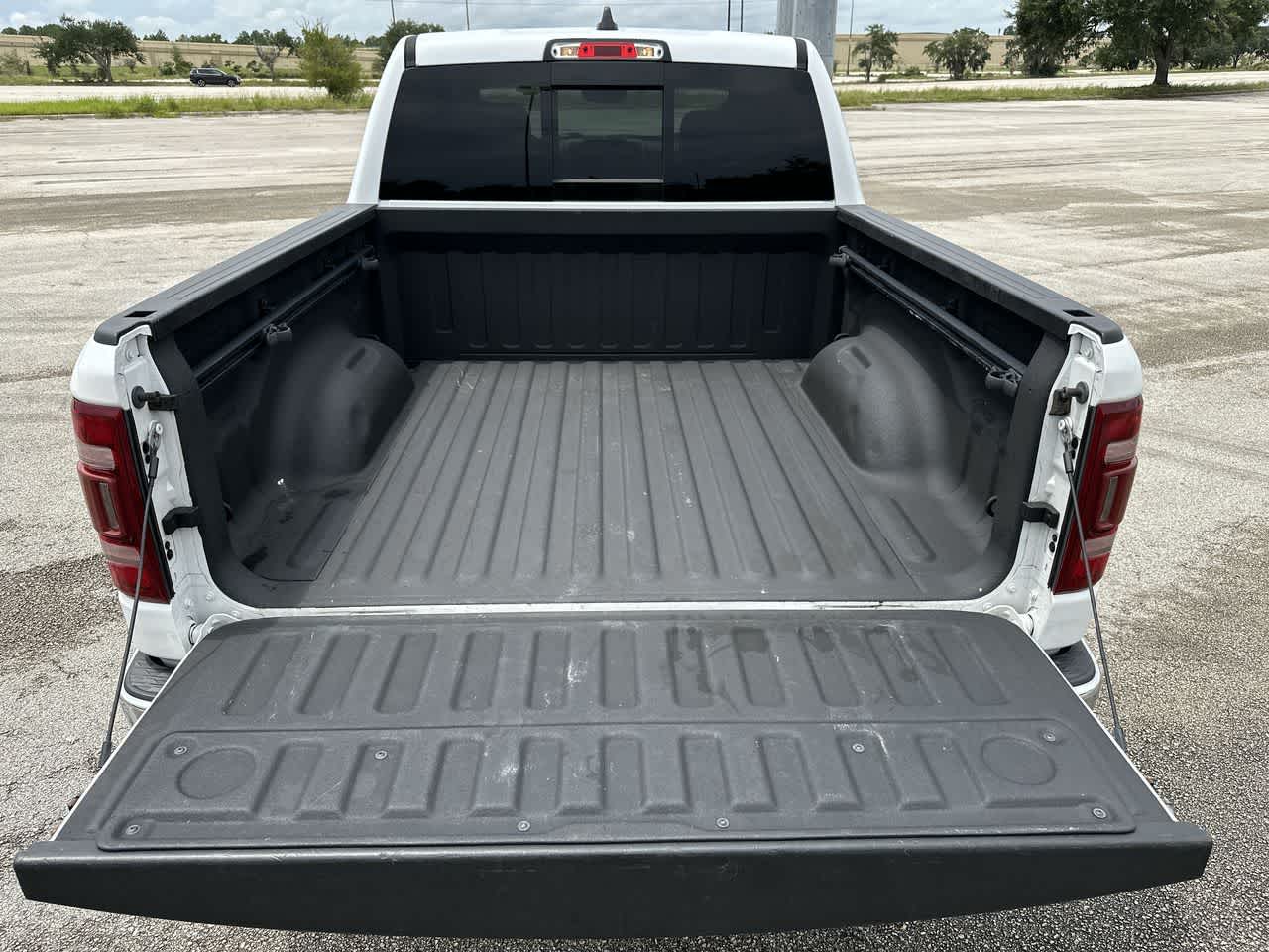 2020 RAM 1500 Limited Crew Cab 4x4 5'7' Box