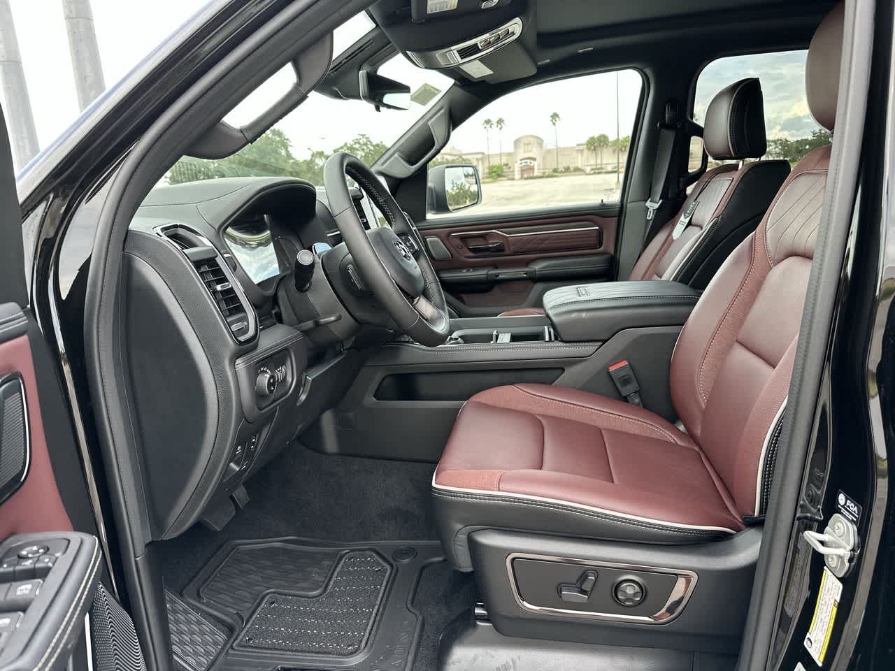 2027 RAM Ram 1500 RAM 1500 LIMITED CREW CAB 4X4 5'7' BOX