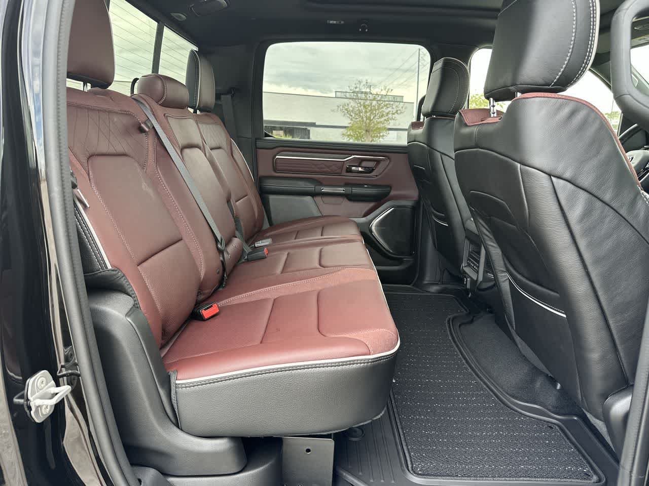2027 RAM Ram 1500 RAM 1500 LIMITED CREW CAB 4X4 5'7' BOX