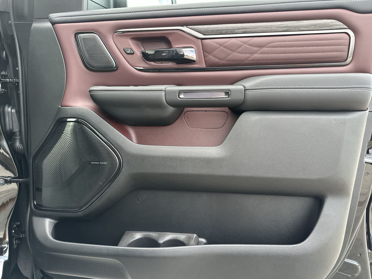 2027 RAM Ram 1500 RAM 1500 LIMITED CREW CAB 4X4 5'7' BOX