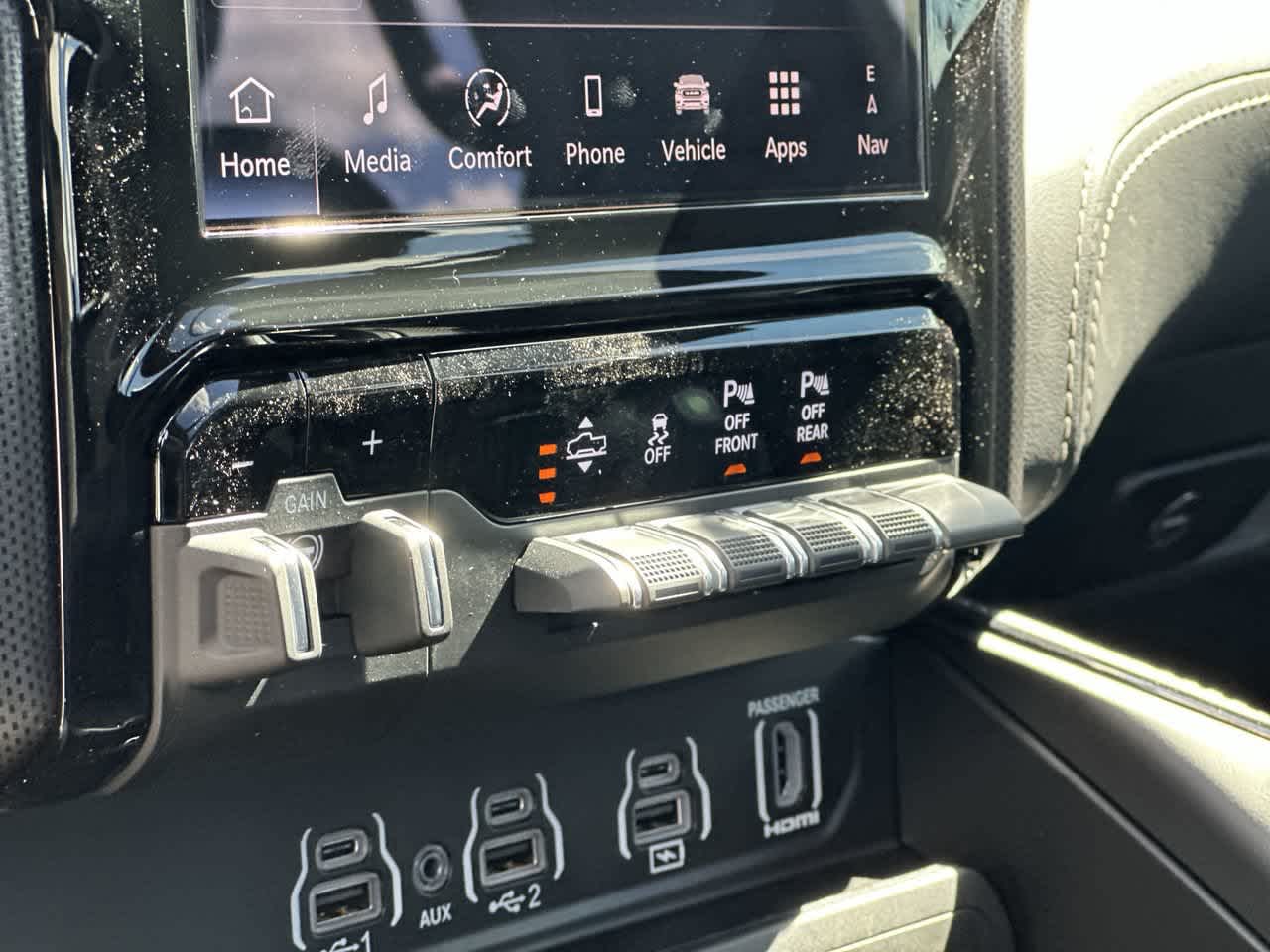 2027 RAM Ram 1500 RAM 1500 LIMITED CREW CAB 4X4 5'7' BOX