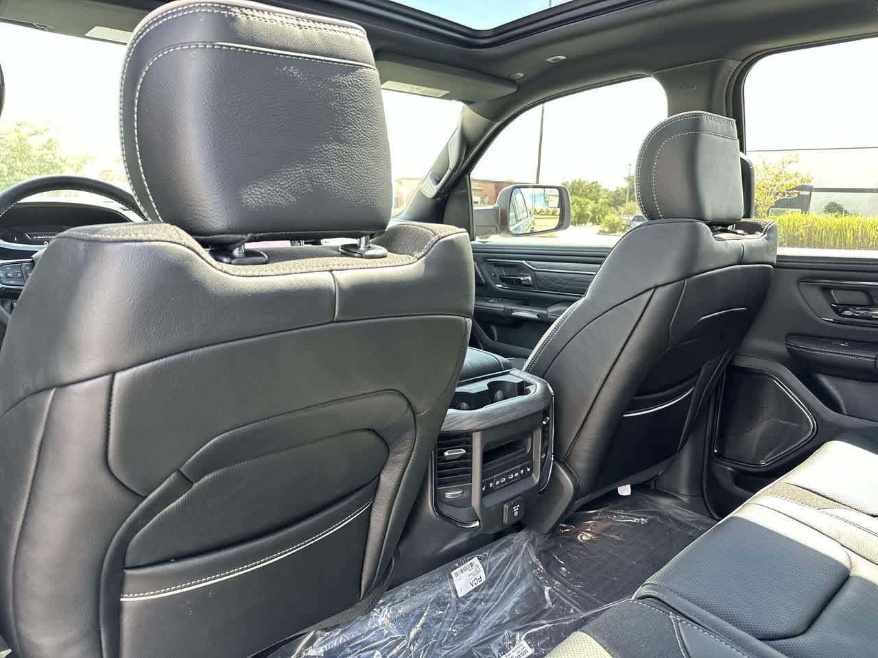 2027 RAM Ram 1500 RAM 1500 LIMITED CREW CAB 4X4 5'7' BOX