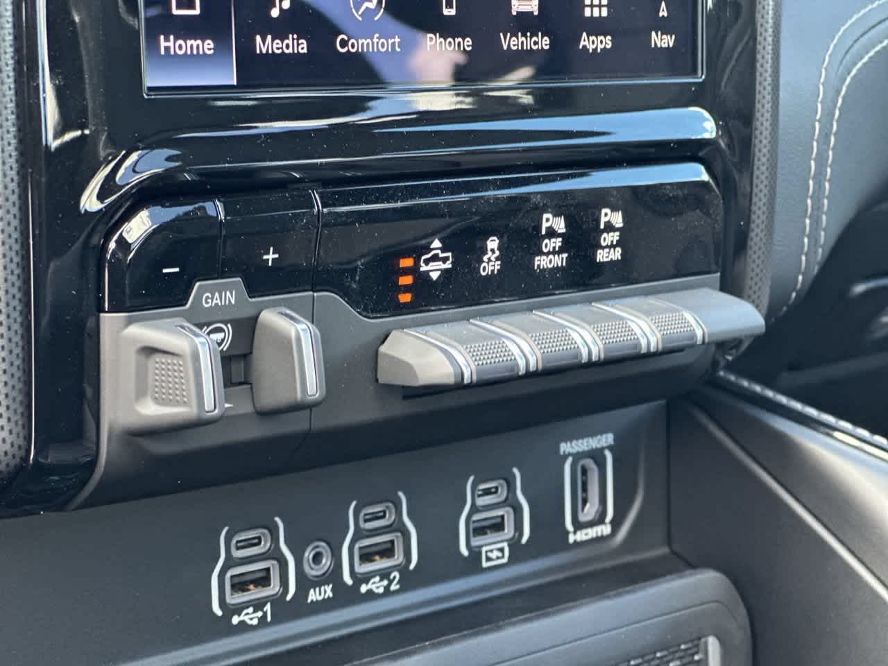 2027 RAM Ram 1500 RAM 1500 LIMITED CREW CAB 4X4 5'7' BOX