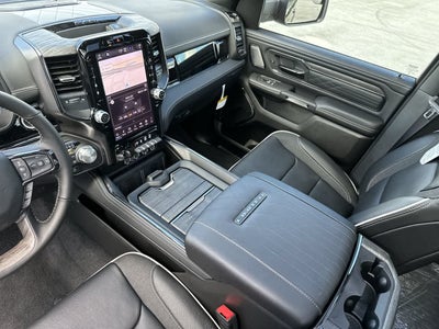 2027 RAM Ram 1500 RAM 1500 LIMITED CREW CAB 4X4 5'7' BOX