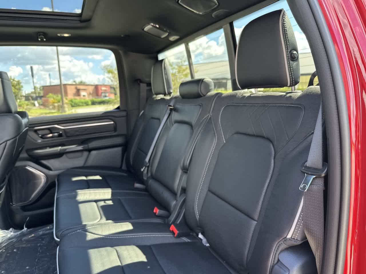 2027 RAM Ram 1500 RAM 1500 LIMITED CREW CAB 4X4 5'7' BOX