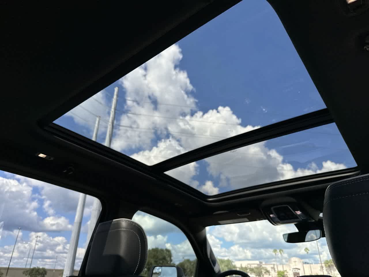 2027 RAM Ram 1500 RAM 1500 LIMITED CREW CAB 4X4 5'7' BOX